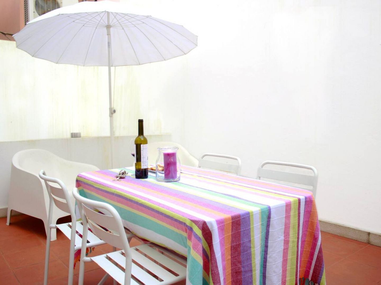 Joivy Modern 1-Bed Apt With Terrace, Moments From Sao Bento Palace Lissabon Exterior foto